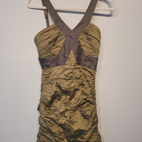 BCBG dress 👗 - Picture 2 of 5